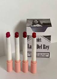 Lana Del Rey lipstick